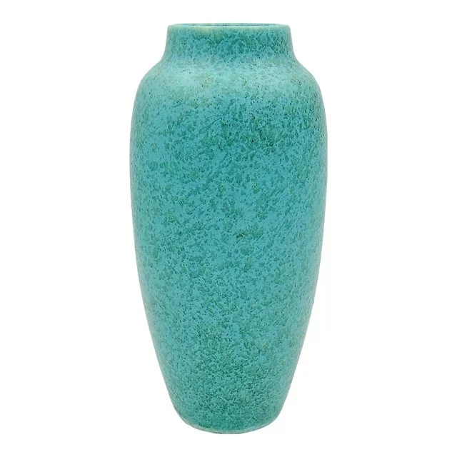 1930s English Pilkingtons Royal Lancastrian Green Vase With Mottled Matte Glaze