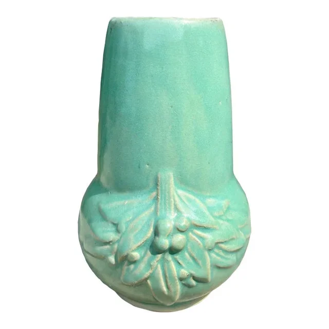 1930s McCoy Sage Green Leaves & Berries Art Pottery Vase
