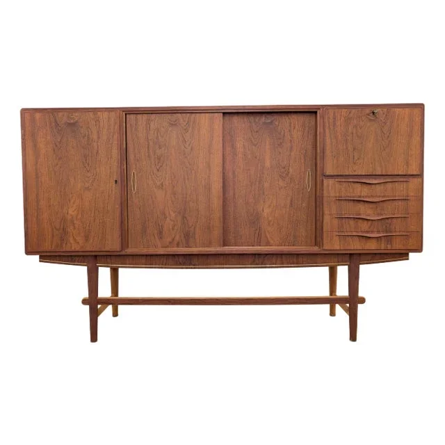 1950s Rosewood Credenza – 012579