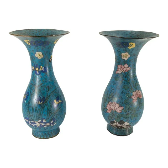 19th Century Pair of Japanese Edo Style Cloisonne Enamel Vases With Flowers