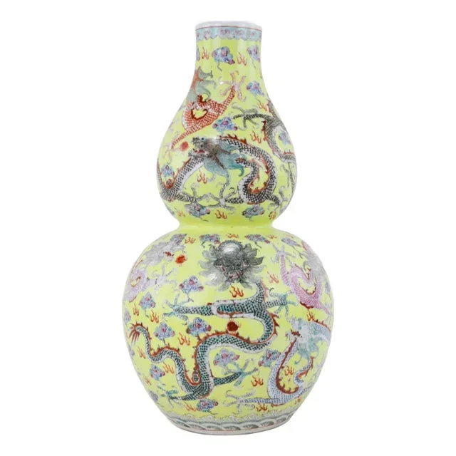 20th Century Vintage Famille Rose Hu Lu Ping Qian Long Mark Vase