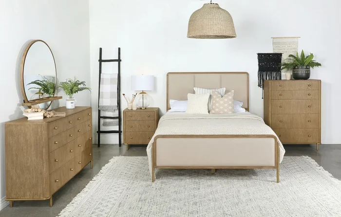 Arini 5-piece Queen Bedroom Set Cream and Sand Wash