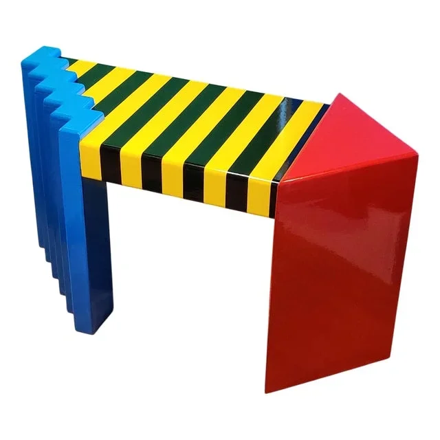 Arrow Table by Jakob Mizrahi