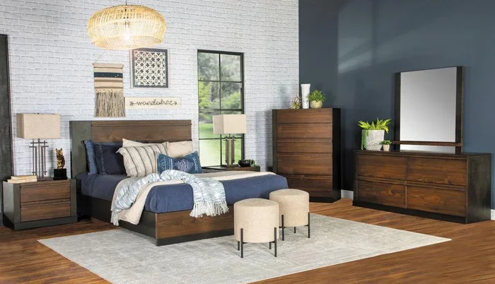 Azalia – Queen Upholstered Bed – Brown