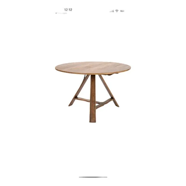 Belgian Wine Tasting Table