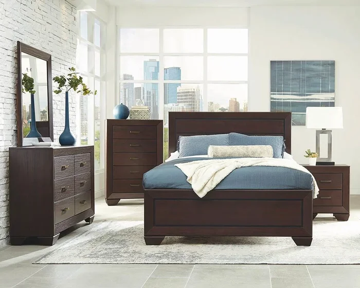 Fenbrook – Queen Bed – Wood – Brown