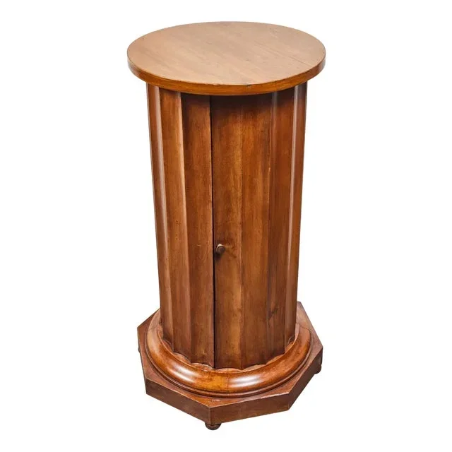 Fluted Pedestal Table