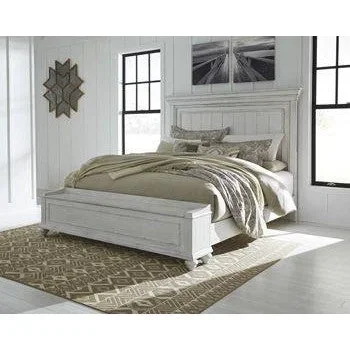Kanwyn – Whitewash – Queen Storage Footboard