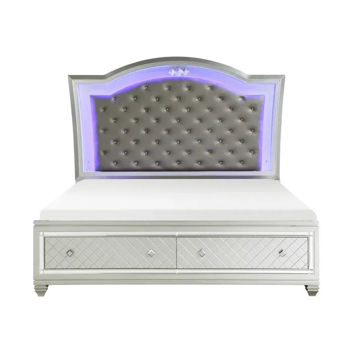 Leesa (3) Queen Platform Bed with Footboard Storage