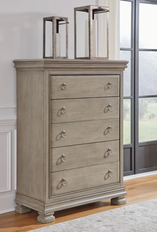 Lexorne – Five Drawer Chest – Gray