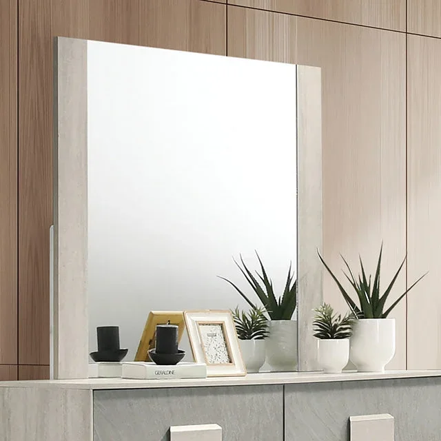 Lincolt Mirror