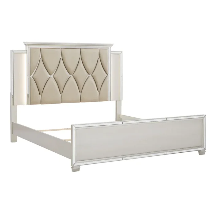Lindenfield – Silver – Queen Panel Footboard