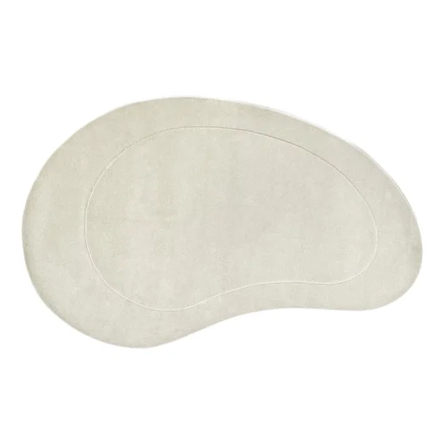 Momeni Claude Ivory Hand Tufted 7’3″ X 11′ Kidney