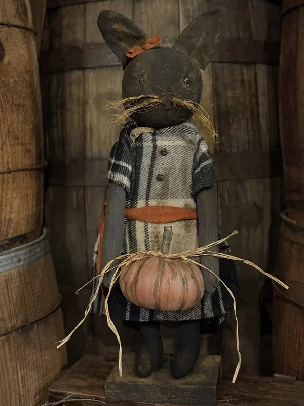 Primitive Kiva Cat