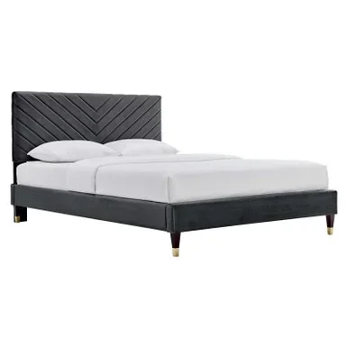 Roxanne Performance Velvet Queen Platform Bed / MOD-6286