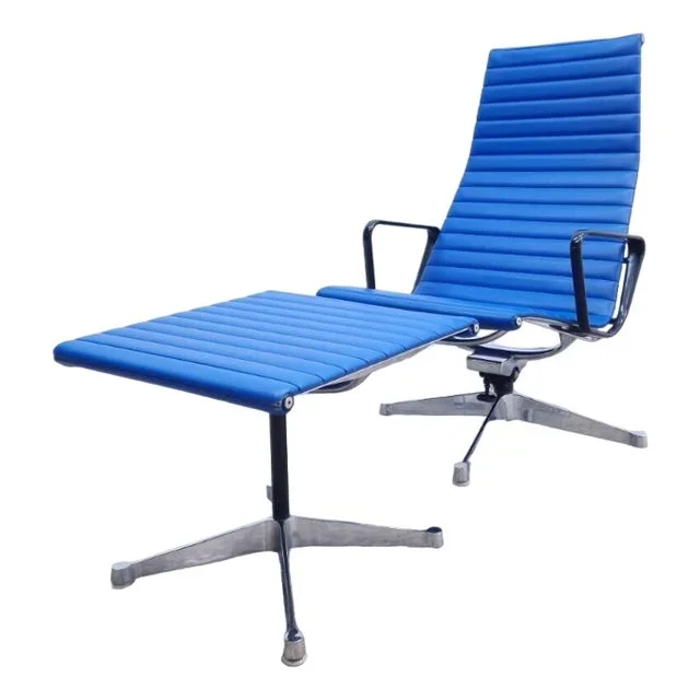 Set of Ea 124 & Ea 125 Armchair & Ottoman in Leather by Eames for Herman Miller