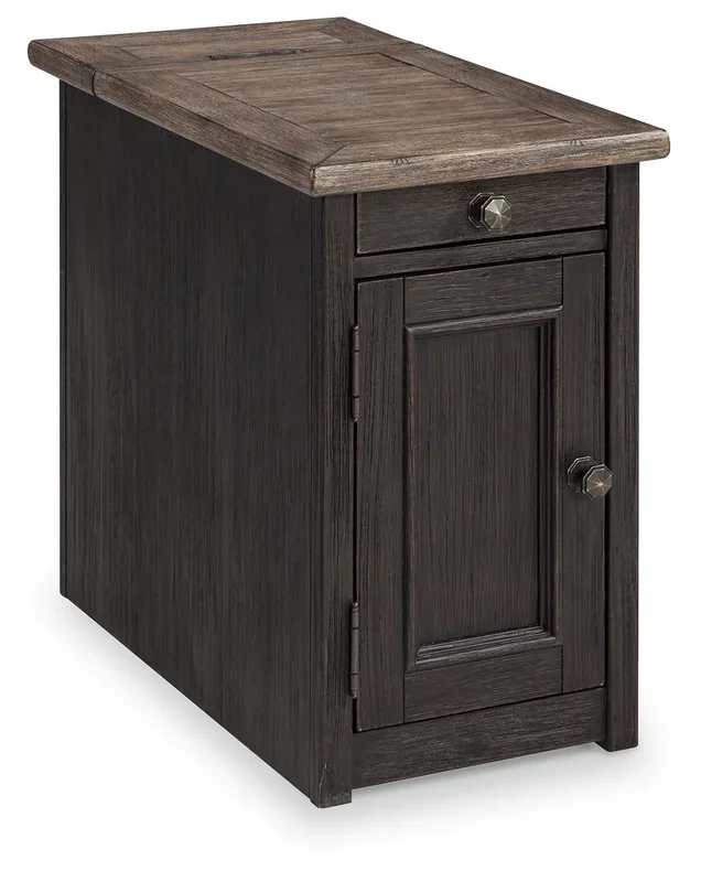 Tyler Creek – Chair Side End Table – Grayish Brown / Black