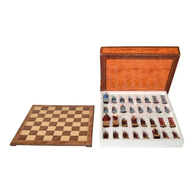 Vintage Chinese Theme Chess Set With Walnut Maple Veneer Deluxe Board