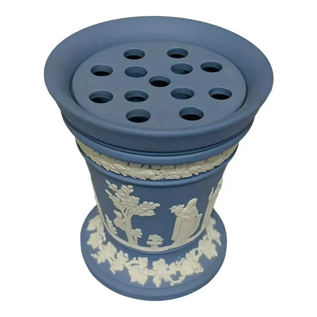 Vintage Wedgwood Jasperware Tulip Flower Vase